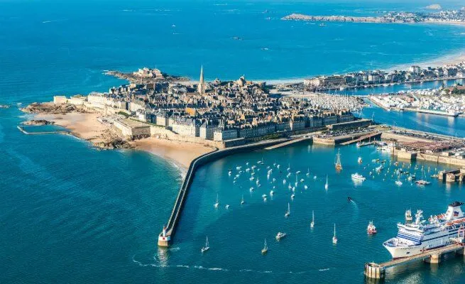 Saint-Malo - VTC 123VTC